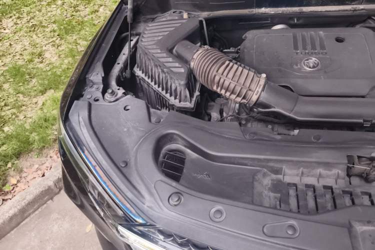 Used Buick Enclave 2020 28T All-Wheel Drive Avenir Engine Bay Right