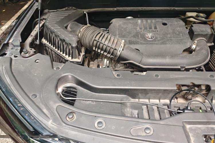 Used Buick Enclave 2020 28T All-Wheel Drive Avenir Engine Bay Right