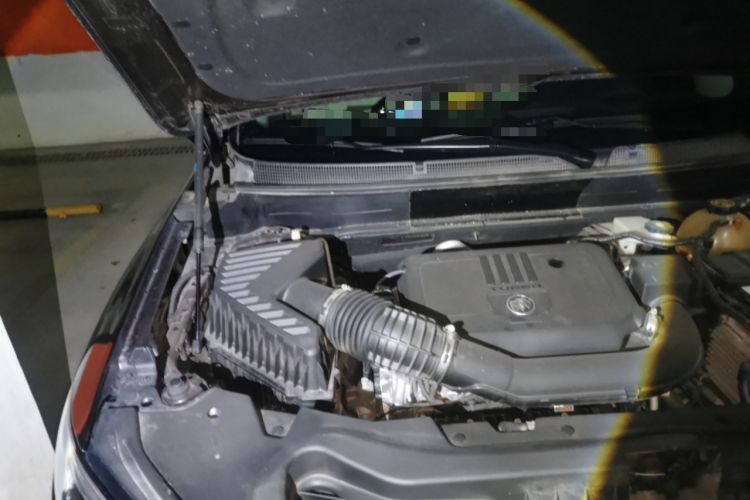 Used Buick Enclave 2020 28T All-Wheel Drive Avenir Engine Bay Right