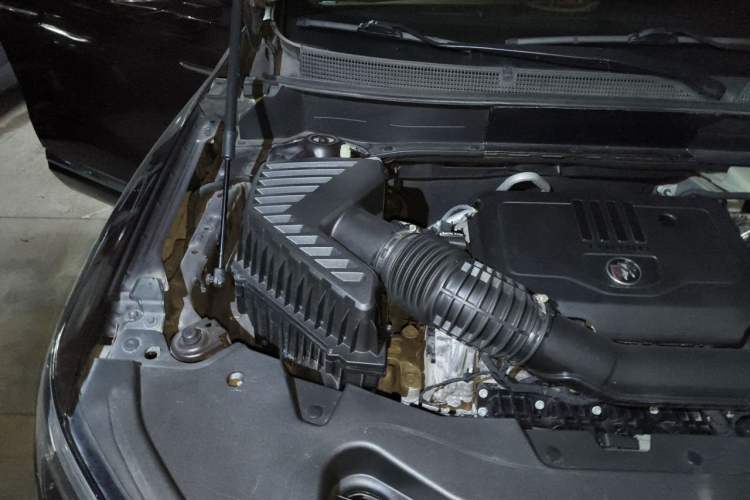 Used Buick Enclave 2020 28T All-Wheel Drive Avenir Engine Bay Right