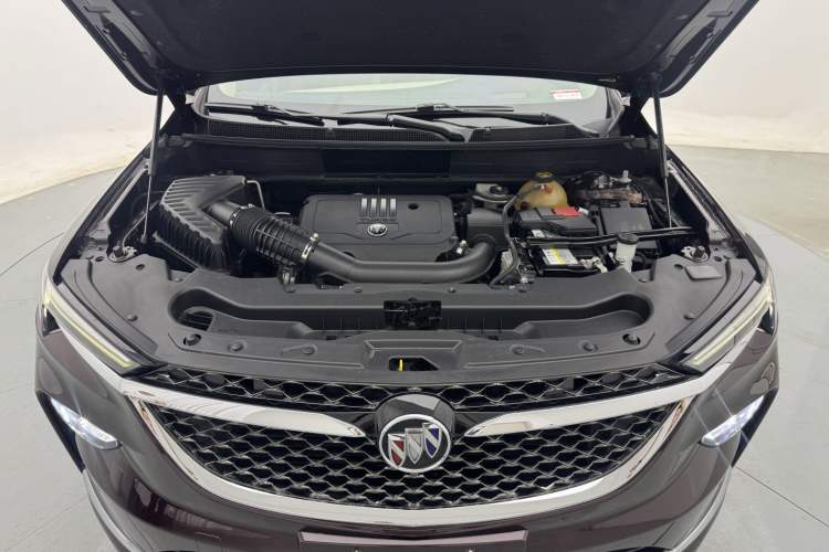 Used Buick Enclave 2020 28T All-Wheel Drive Avenir Engine Bay