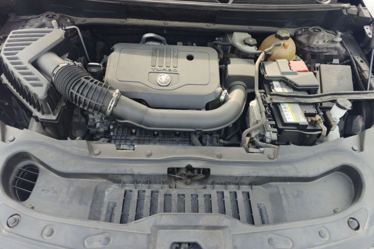 Used Buick Enclave 2020 28T All-Wheel Drive Avenir Engine Bay