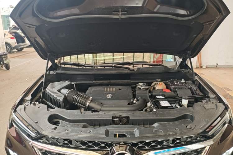 Used Buick Enclave 2020 28T All-Wheel Drive Avenir Engine Bay