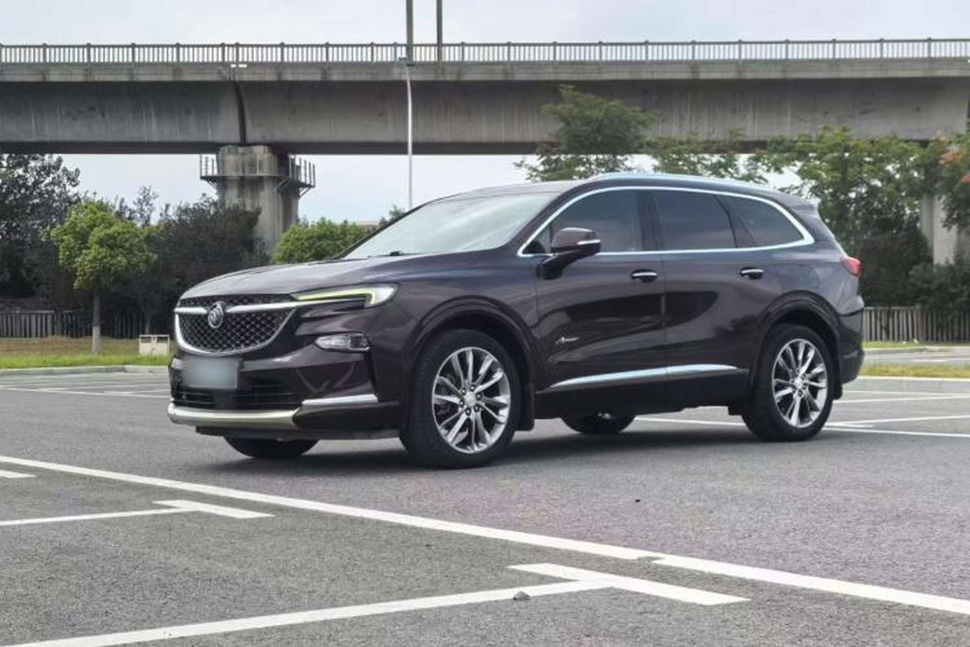 Used Buick Enclave 2020 28T All-Wheel Drive Avenir Exterior 5