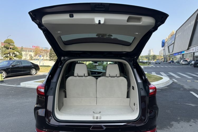 Used Buick Enclave 2020 28T All-Wheel Drive Avenir Exterior 8