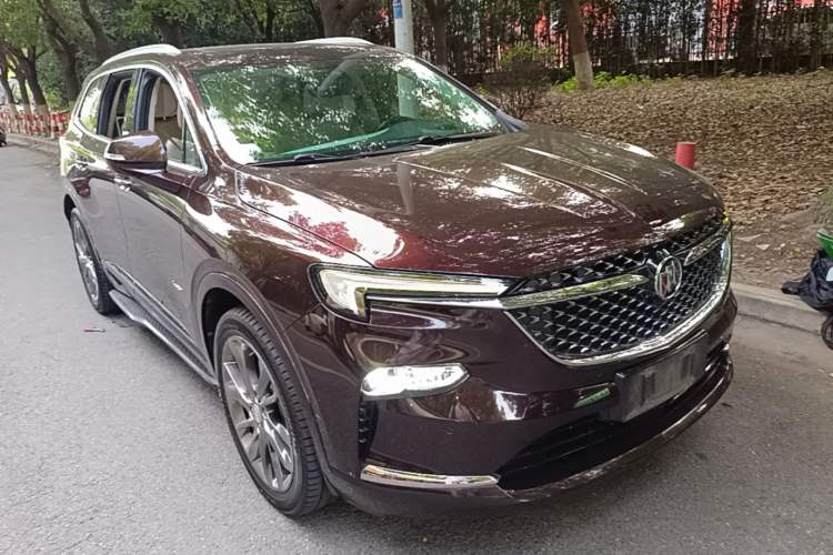 Used Buick Enclave 2020 28T All-Wheel Drive Avenir Front Right 45 Deg