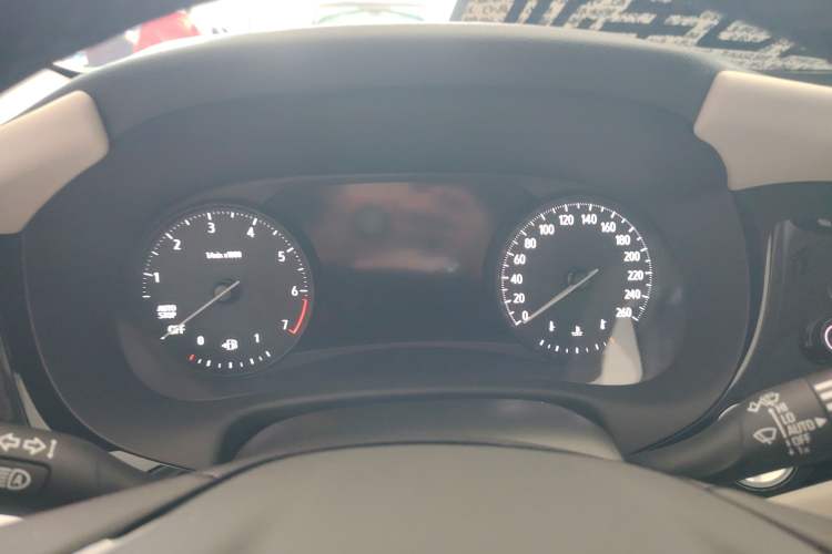 Used Buick Enclave 2020 28T All-Wheel Drive Avenir Instrument Cluster