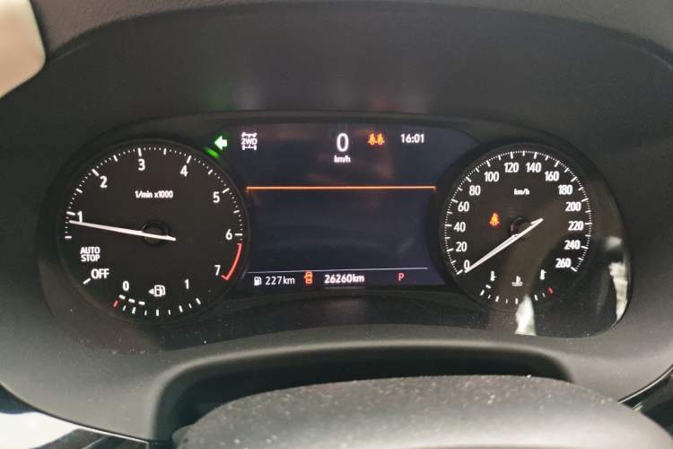Used Buick Enclave 2020 28T All-Wheel Drive Avenir Instrument Cluster