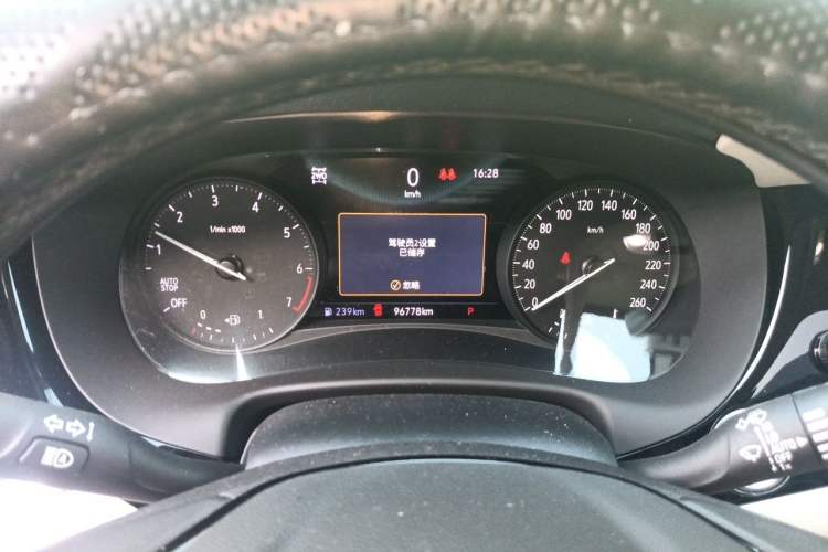 Used Buick Enclave 2020 28T All-Wheel Drive Avenir Instrument Cluster