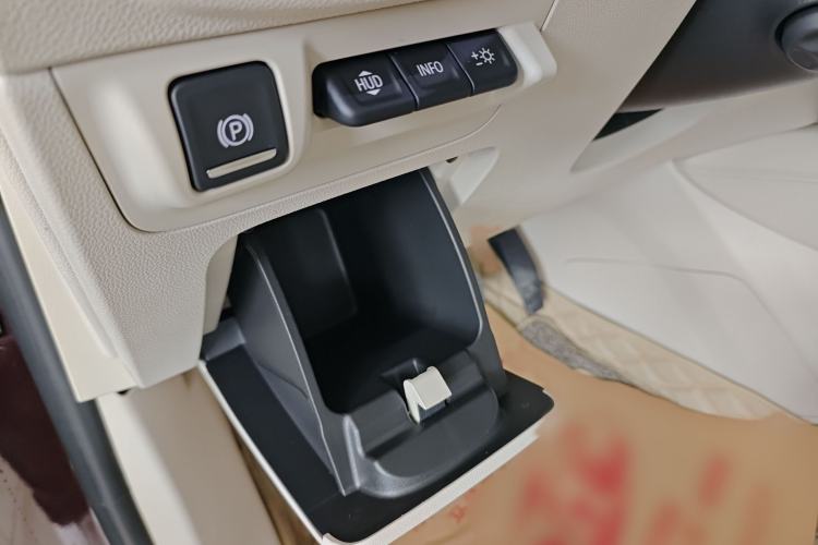 Used Buick Enclave 2020 28T All-Wheel Drive Avenir Interior 1