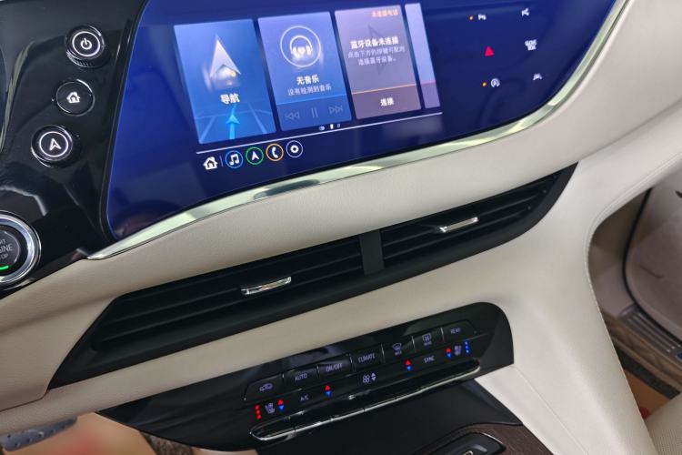 Used Buick Enclave 2020 28T All-Wheel Drive Avenir Interior 2