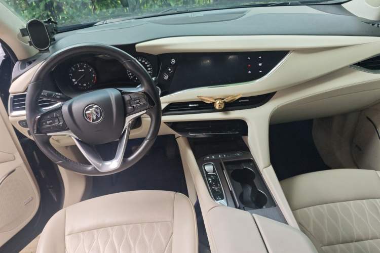 Used Buick Enclave 2020 28T All-Wheel Drive Avenir Interior 2