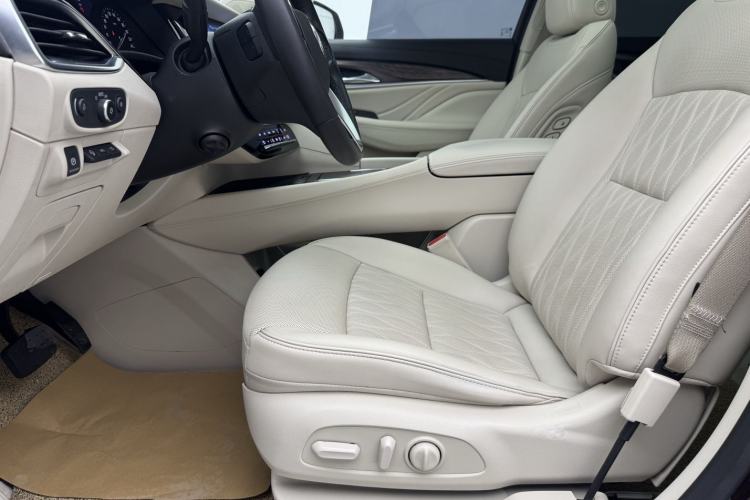 Used Buick Enclave 2020 28T All-Wheel Drive Avenir Interior 3