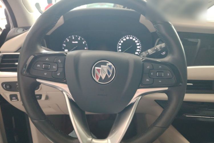 Used Buick Enclave 2020 28T All-Wheel Drive Avenir Interior 4