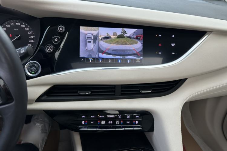 Used Buick Enclave 2020 28T All-Wheel Drive Avenir Interior 8