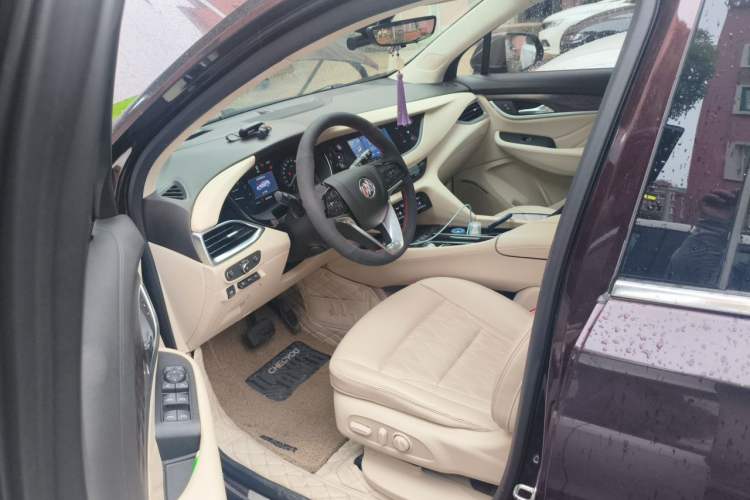 Used Buick Enclave 2020 28T All-Wheel Drive Avenir Left Front Seat