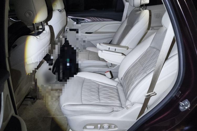 Used Buick Enclave 2020 28T All-Wheel Drive Avenir Left Rear Seat