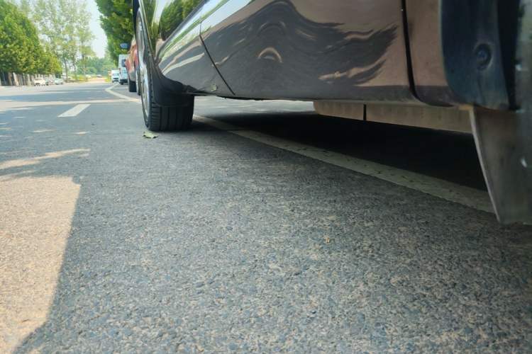 Used Buick Enclave 2020 28T All-Wheel Drive Avenir Left Side Sill