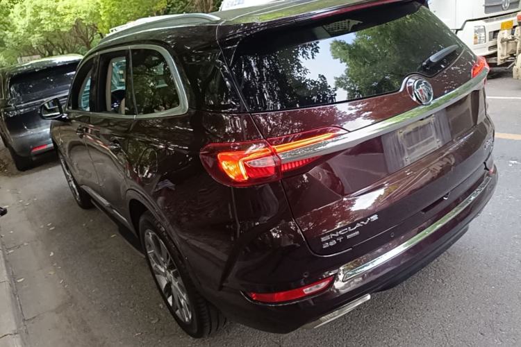 Used Buick Enclave 2020 28T All-Wheel Drive Avenir Rear Left 45 Deg