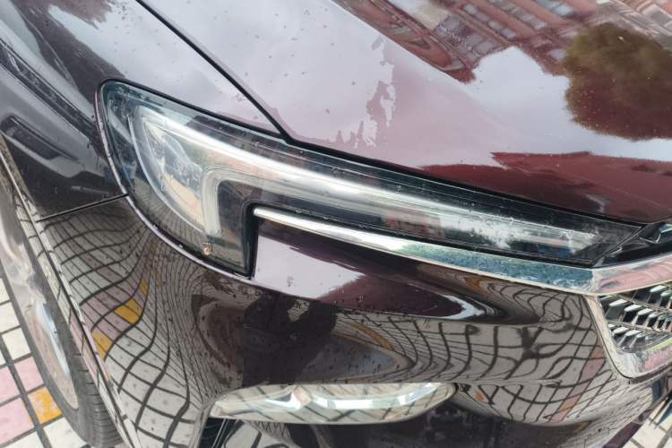 Used Buick Enclave 2020 28T All-Wheel Drive Avenir Right Front Headlight