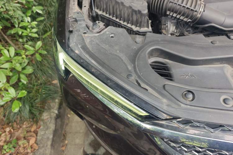 Used Buick Enclave 2020 28T All-Wheel Drive Avenir Right Front Headlight