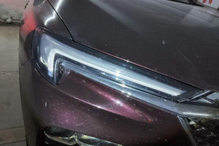Used Buick Enclave 2020 28T All-Wheel Drive Avenir Right Front Headlight