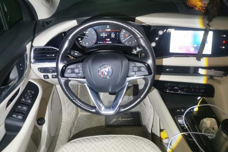 Used Buick Enclave 2020 28T All-Wheel Drive Avenir Steering Wheel