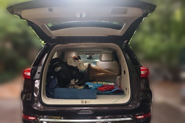 Used Buick Enclave 2020 28T All-Wheel Drive Avenir Trunk