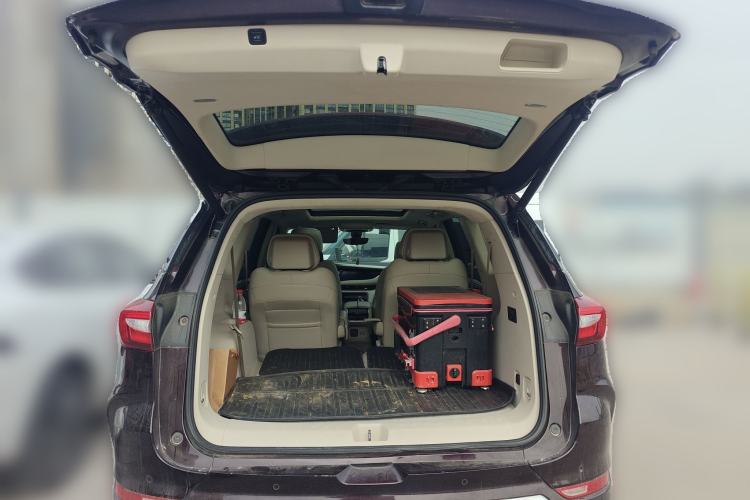 Used Buick Enclave 2020 28T All-Wheel Drive Avenir Trunk