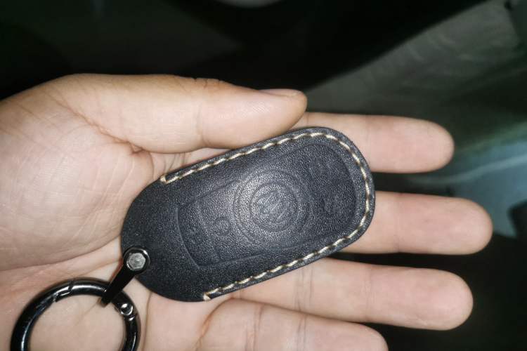 Used Buick Enclave 2020 28T All-Wheel Drive Avenir Vehicle Key