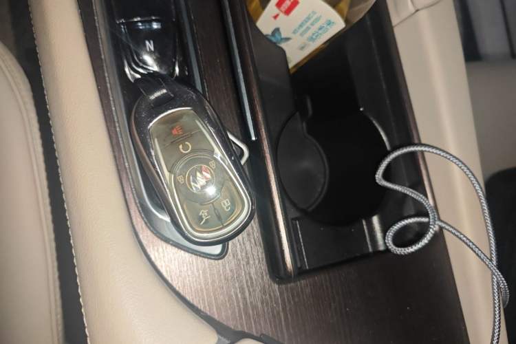 Used Buick Enclave 2020 28T All-Wheel Drive Avenir Vehicle Key