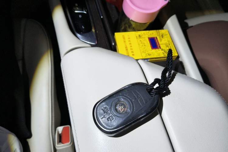 Used Buick Enclave 2020 28T All-Wheel Drive Avenir Vehicle Key