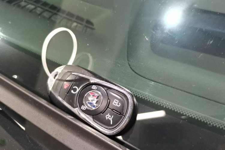 Used Buick Enclave 2020 28T All-Wheel Drive Avenir Vehicle Key