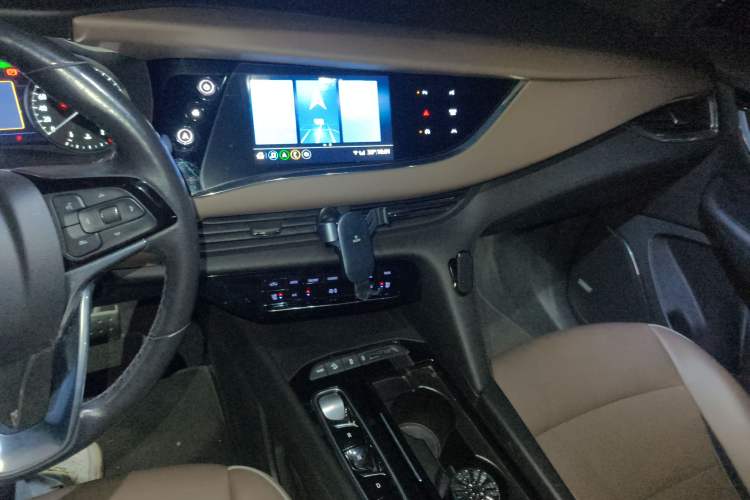 Used Buick Enclave 2020 28T Four-Wheel Drive Luxury Flagship Edition Audio And AC Panel