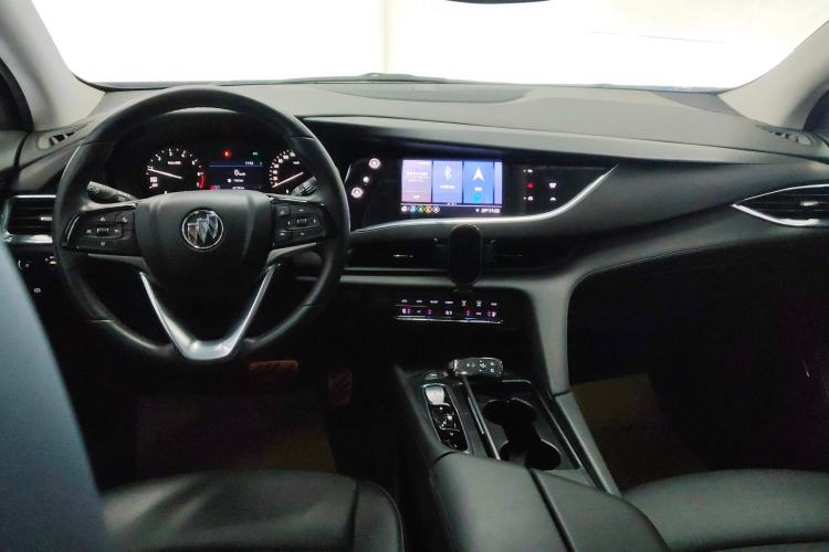 Used Buick Enclave 2020 28T Two-Wheel Drive Prestige Version Center Console