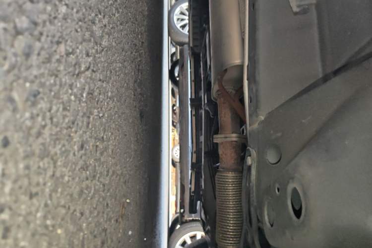 Used Buick Enclave 2020 28T Two-Wheel Drive Zhanqi Version Chassis Front Right