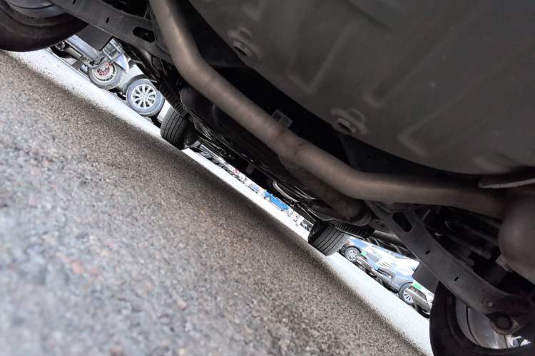 Used Buick Enclave 2020 28T Four-Wheel Drive Prestige Version Chassis Rear