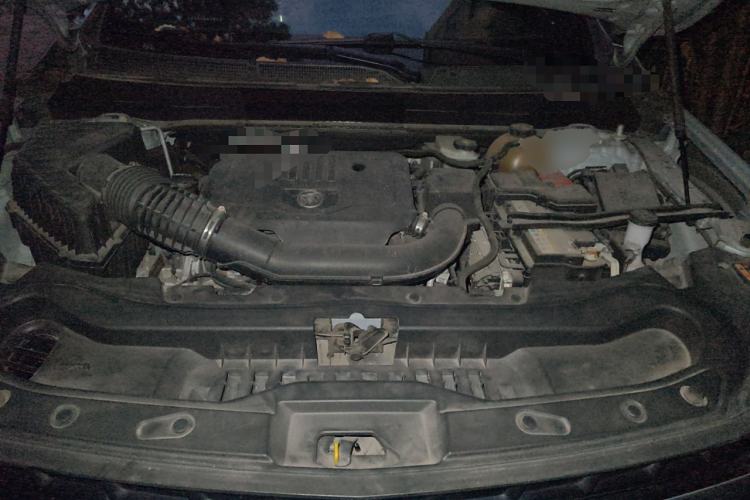 Used Buick Enclave 2020 28T Four-Wheel Drive Luxury Flagship Edition Engine Bay
