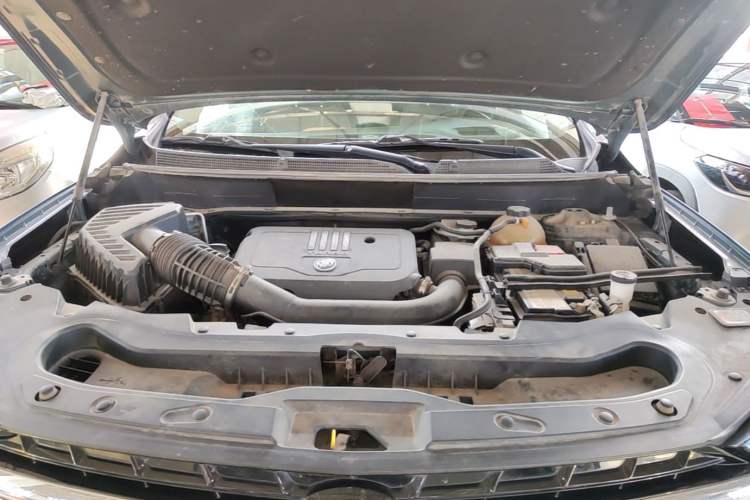 Used Buick Enclave 2020 28T Four-Wheel Drive Luxury Flagship Edition Engine Bay