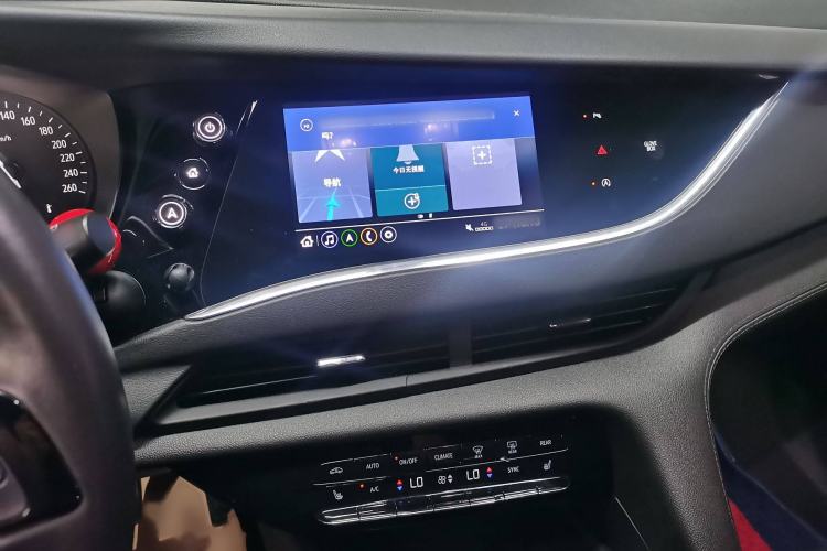 Used Buick Enclave 2020 28T Two-Wheel Drive Luxury Version Interior 2