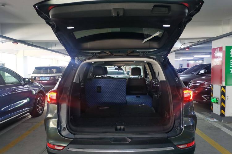 Used Buick Enclave 2020 28T Two-Wheel Drive Luxury Version Interior 6