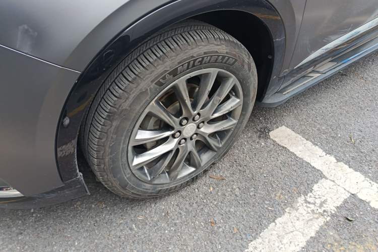 Used Buick Enclave 2020 28T Two-Wheel Drive Prestige Version Left Front Wheel Hub
