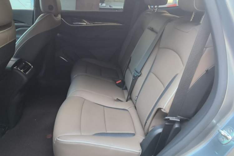 Used Buick Enclave 2020 28T Four-Wheel Drive Flagship Version Left Rear Seat
