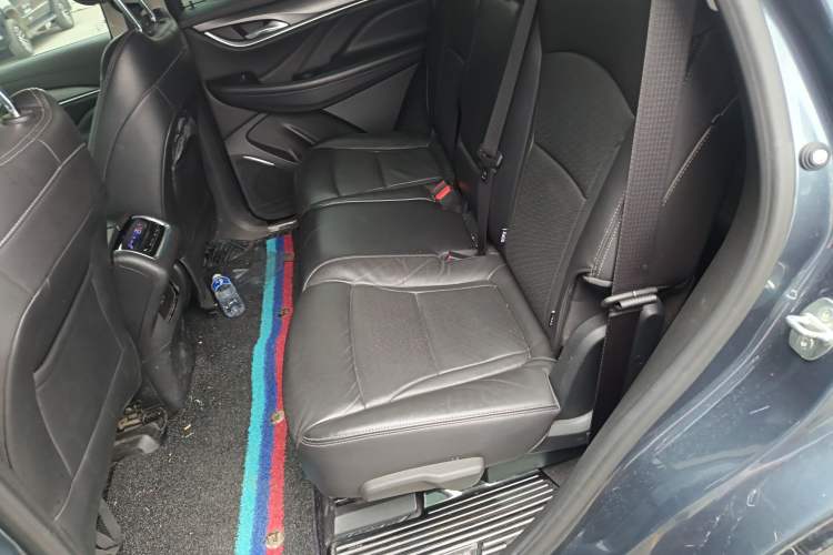 Used Buick Enclave 2020 28T Two-Wheel Drive Prestige Version Left Rear Seat