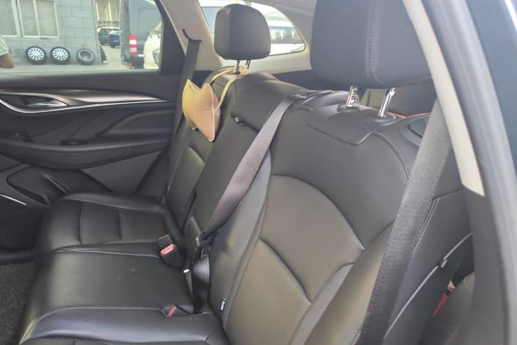 Used Buick Enclave 2020 28T Two-Wheel Drive Zhanqi Version Left Rear Seat