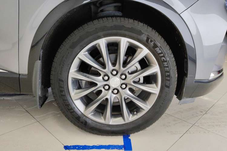 Used Buick Enclave 2020 28T Two-Wheel Drive Prestige Version Left Rear Wheel Hub
