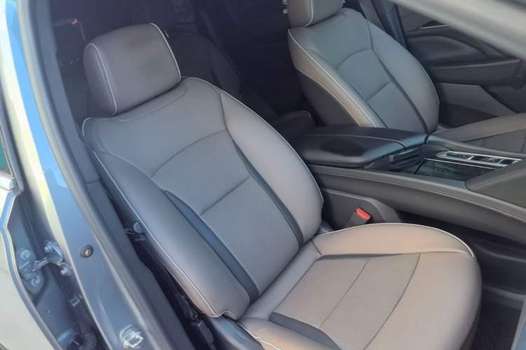 Used Buick Enclave 2020 28T Four-Wheel Drive Flagship Version Right Front Seat