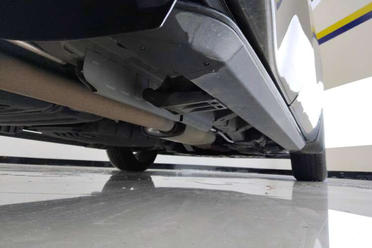 Used Buick Enclave 2020 28T Two-Wheel Drive Prestige Version Right Side Sill