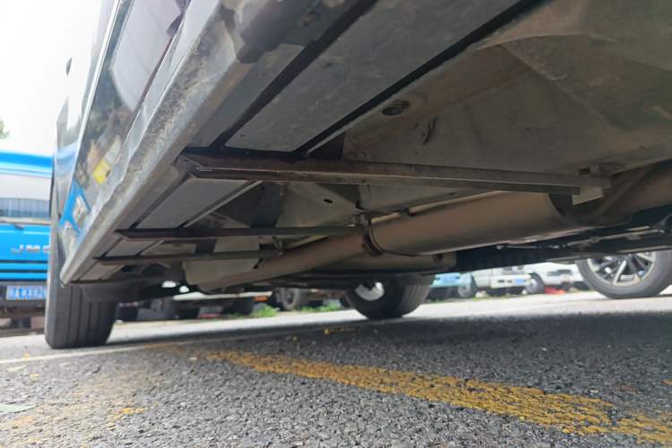 Used Buick Enclave 2020 28T Two-Wheel Drive Prestige Version Right Side Sill