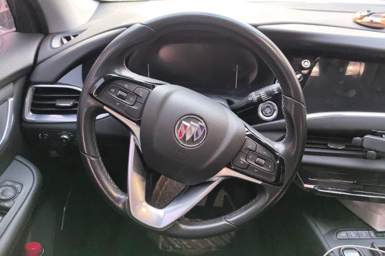 Used Buick Enclave 2020 28T Four-Wheel Drive Prestige Version Steering Wheel